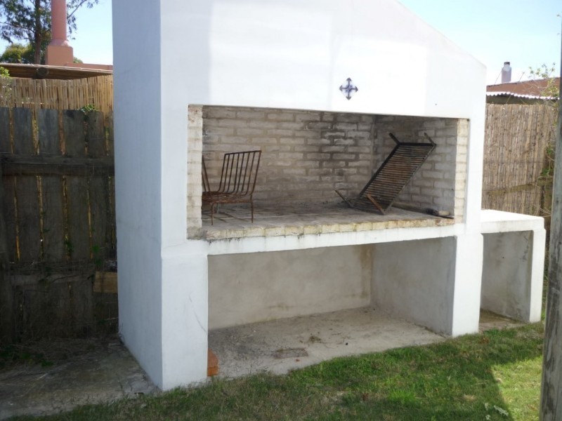 Departamento en alquiler en La Barra, planta alta cerquita de todo.